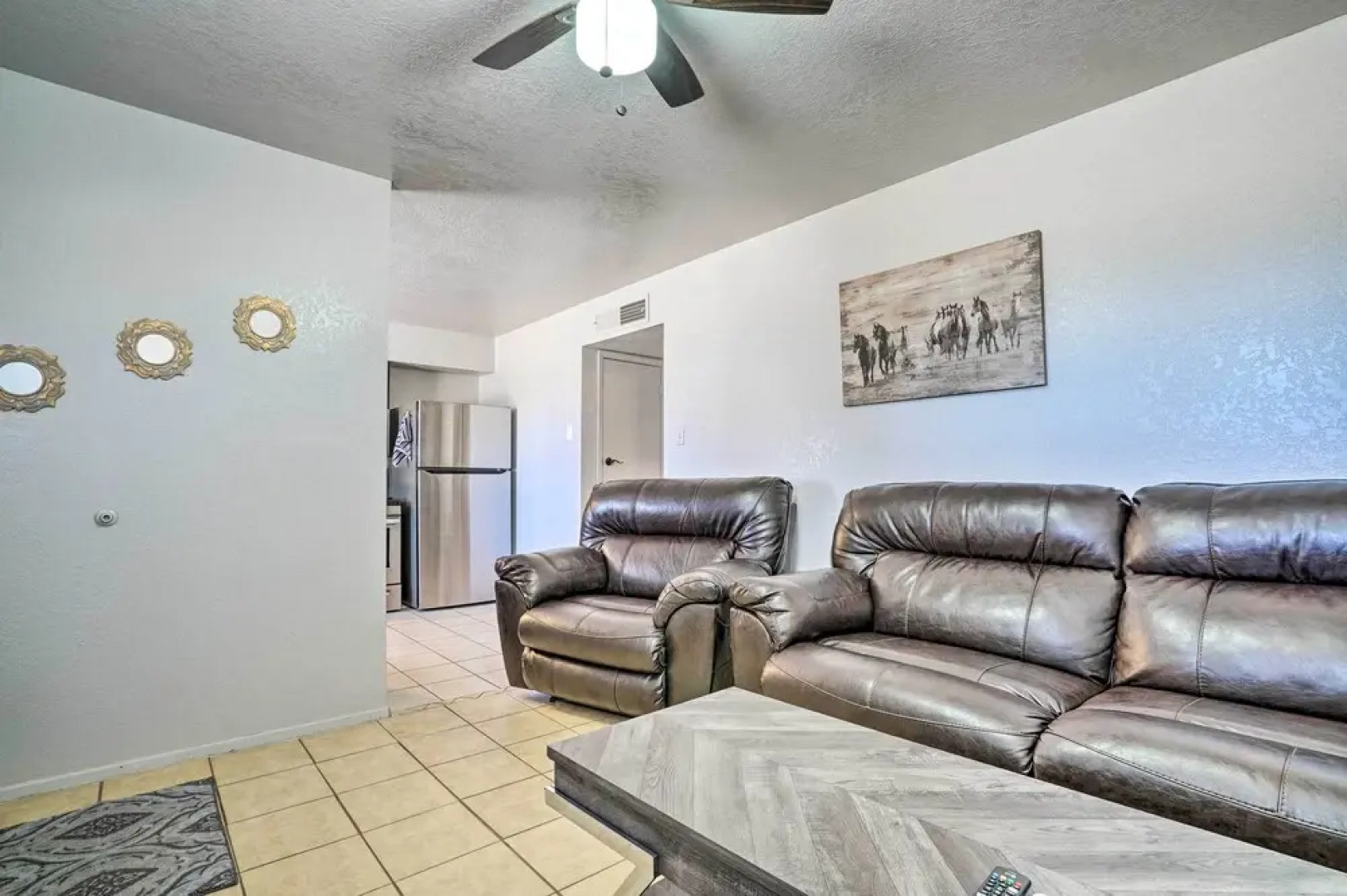 Cozy Las Cruces Apt on Pecan & Horse Farm!
