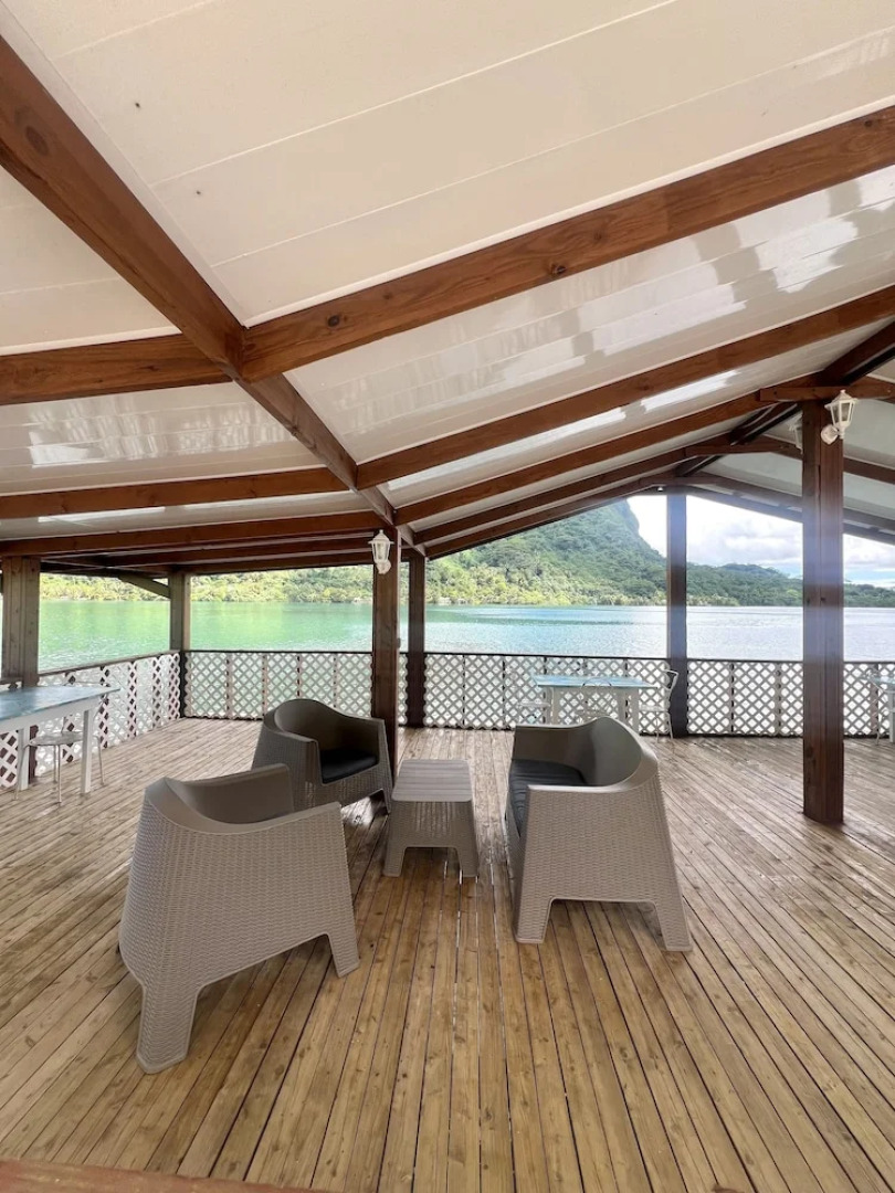 Tiare Faaroa Bay Villa