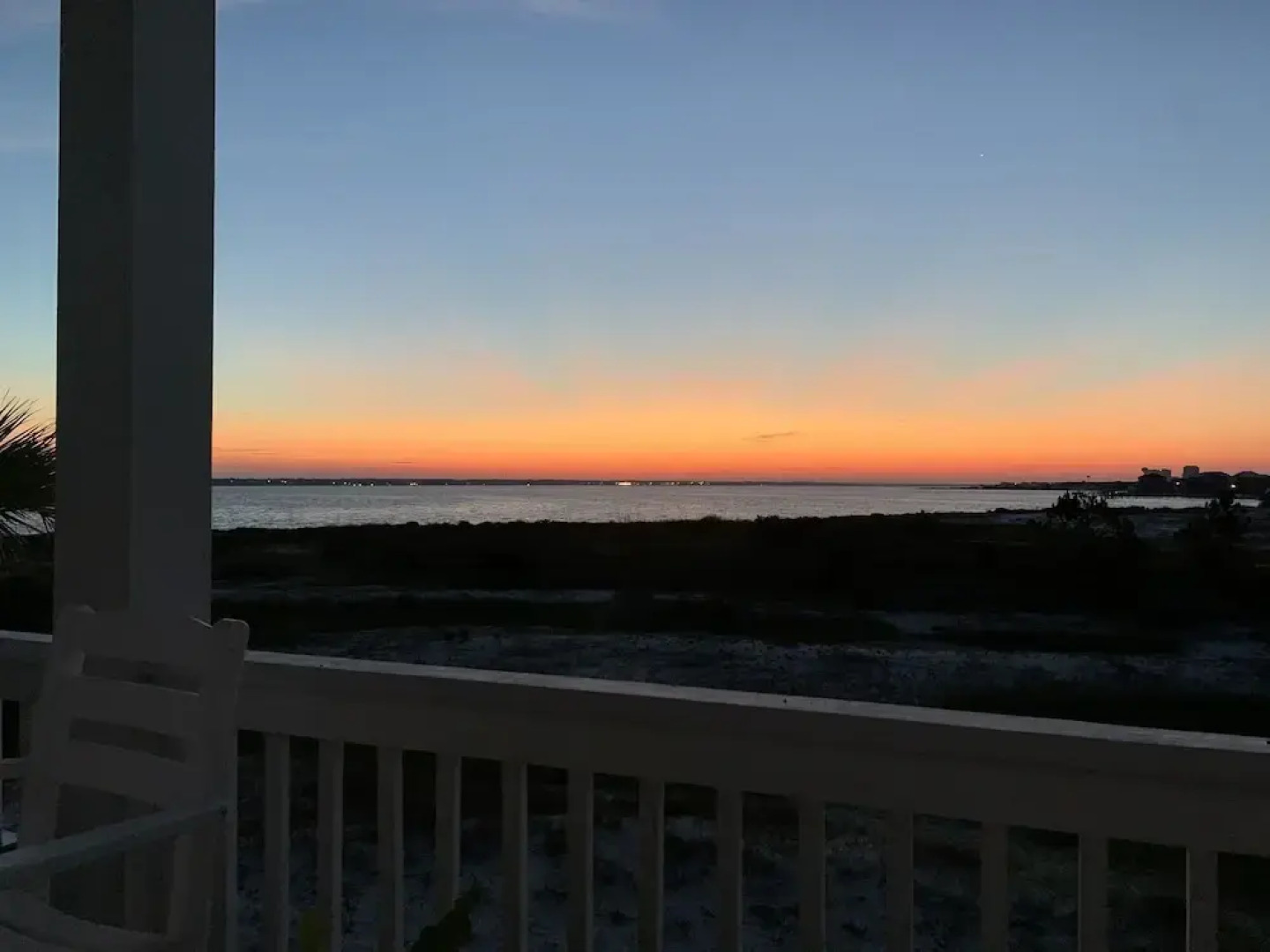 Sunset View 4 Bedroom Home by RedAwning