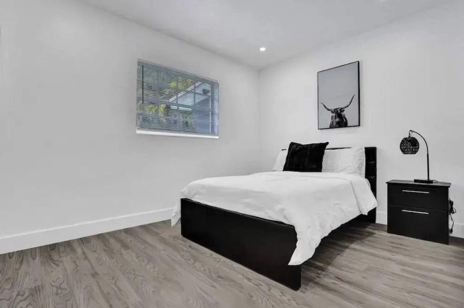 Spacious Home With Heated Pool