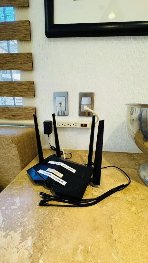 Ajijic Modern 1 Bedroom Guesthouse -patio - BBQ - Bikes - Gym - Pickleball Court