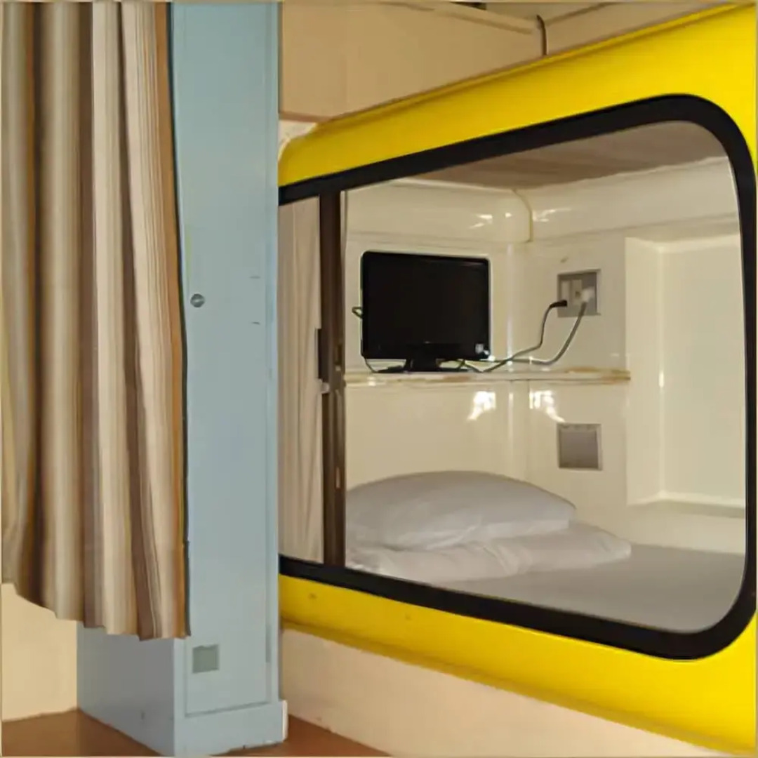 Capsule Hotel Shonan