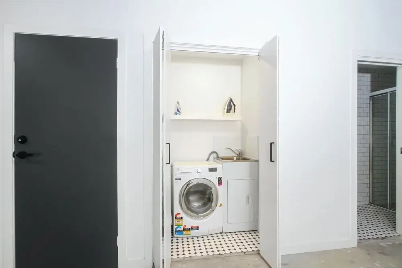 Accommodate Canberra - Dockside