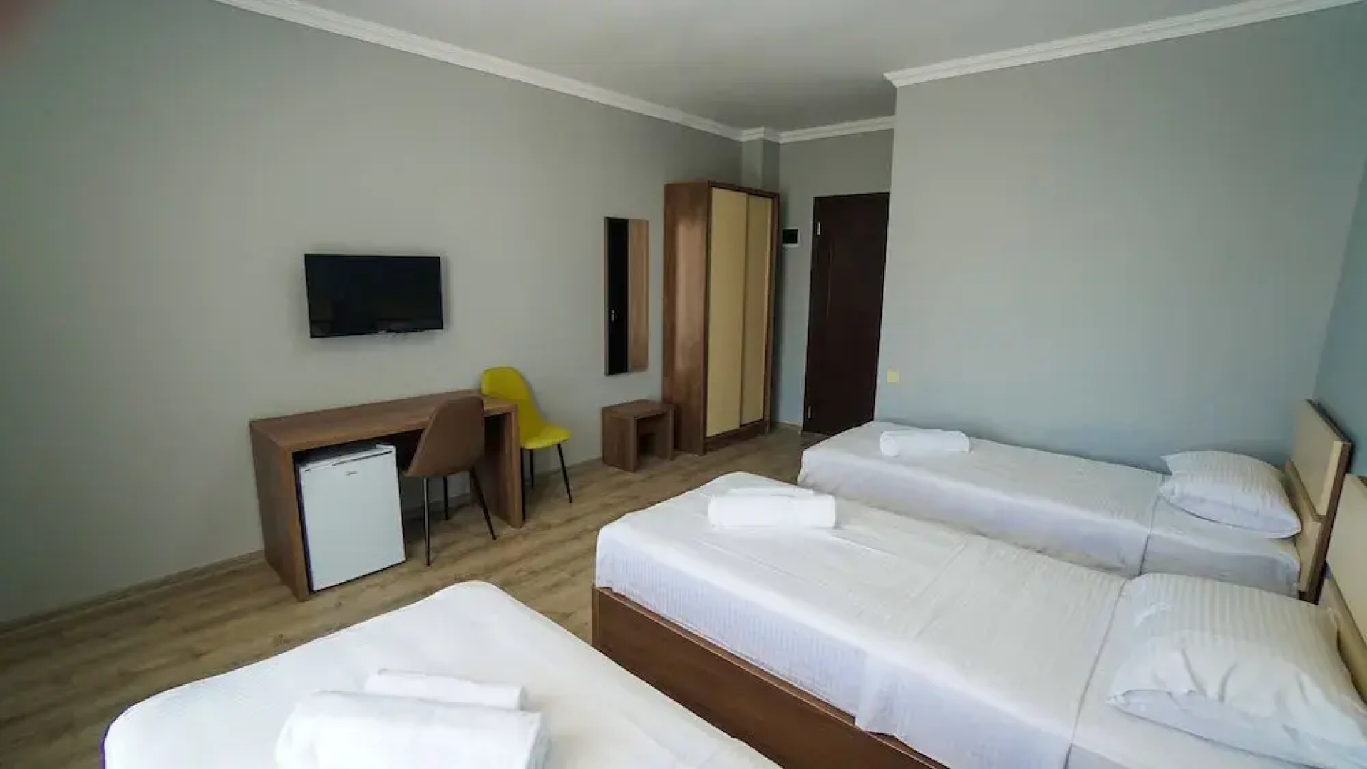 hotel horizon