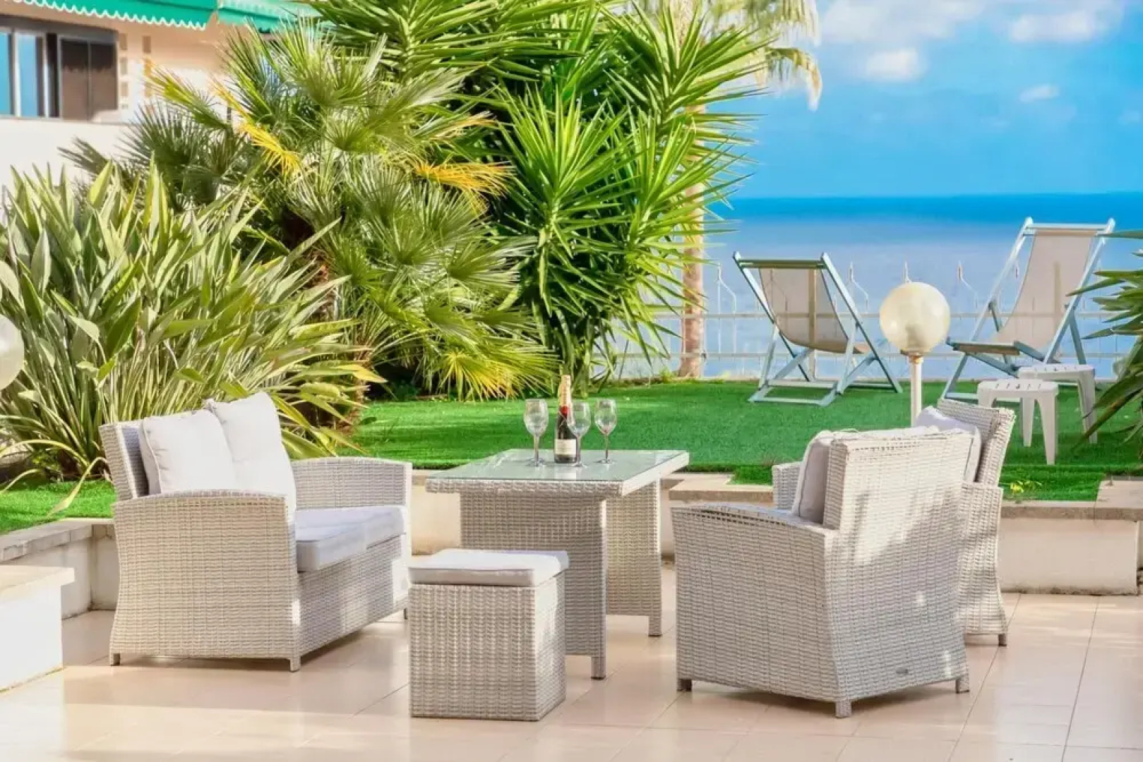 I Giardini del Sole con Piscina by Wonderful Italy