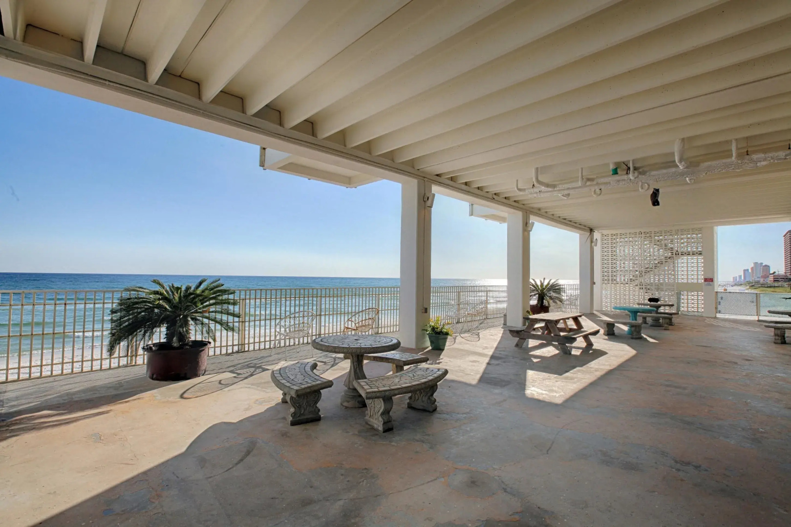 Fontainebleau Terrace by Counts-Oakes Resort Properties