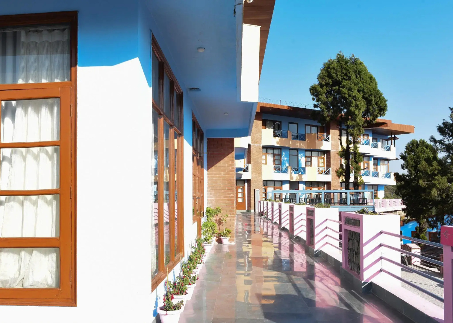 Green n Breeze Resort & Spa Mussoorie