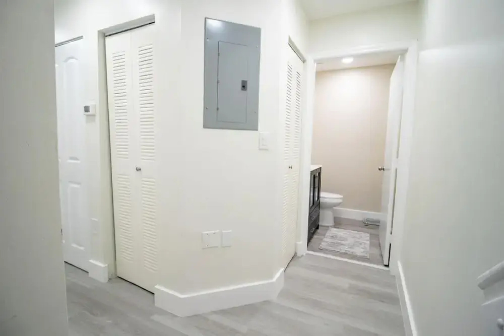 Good Vibes Oasis- Cozy Townhome With Parking