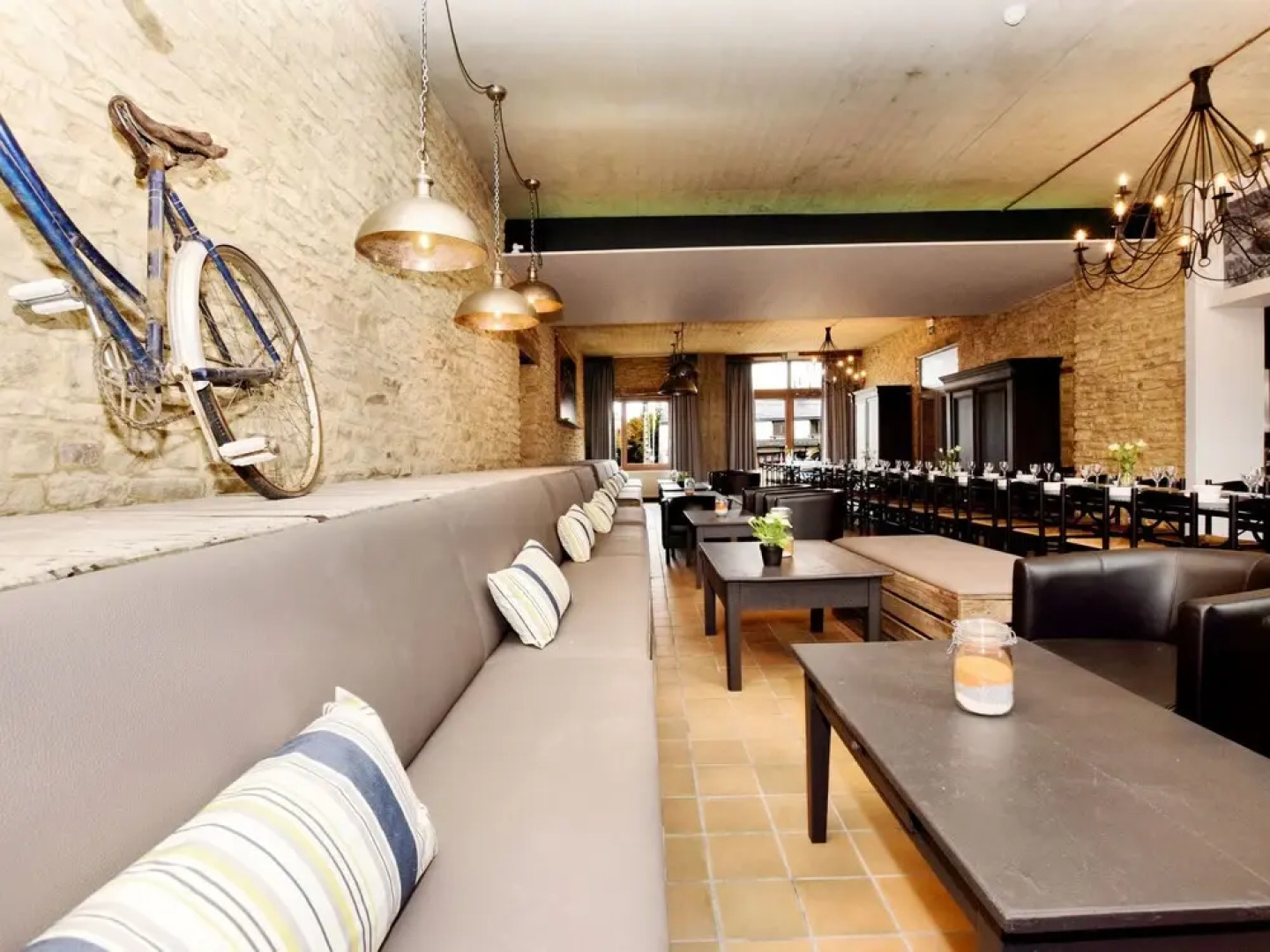 Group Villa With Pool & Sauna