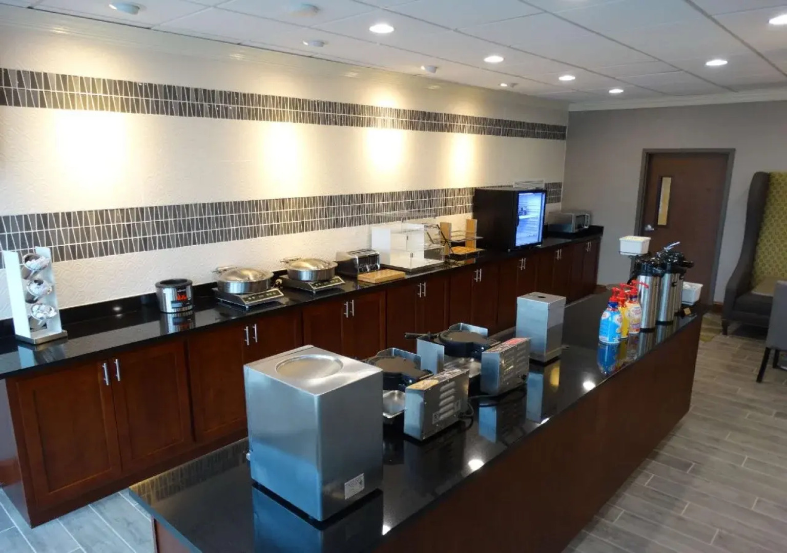 Best Western Premier Airport/Expo Center Hotel