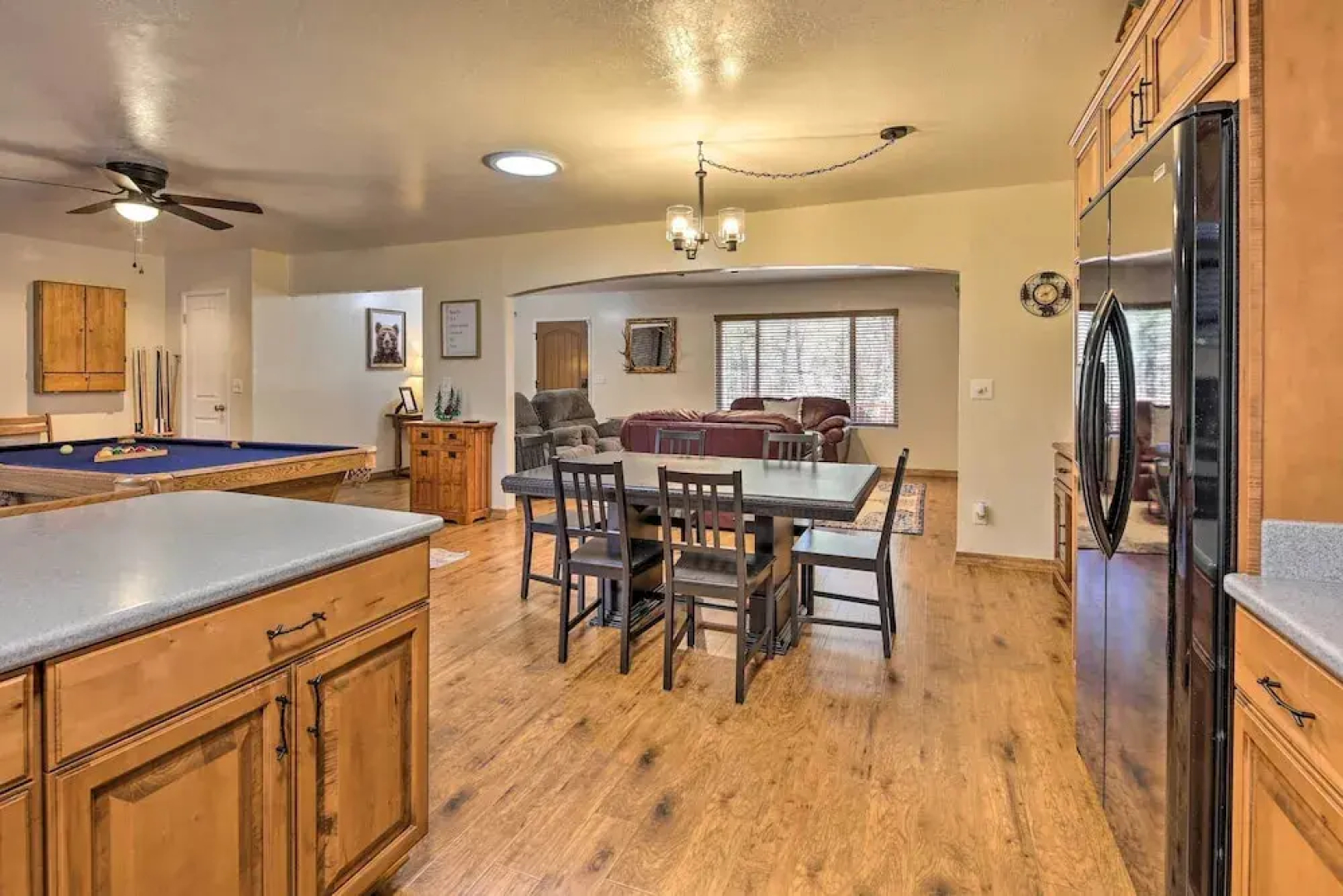 32 Mi to Sunrise Park: White Mountain Retreat