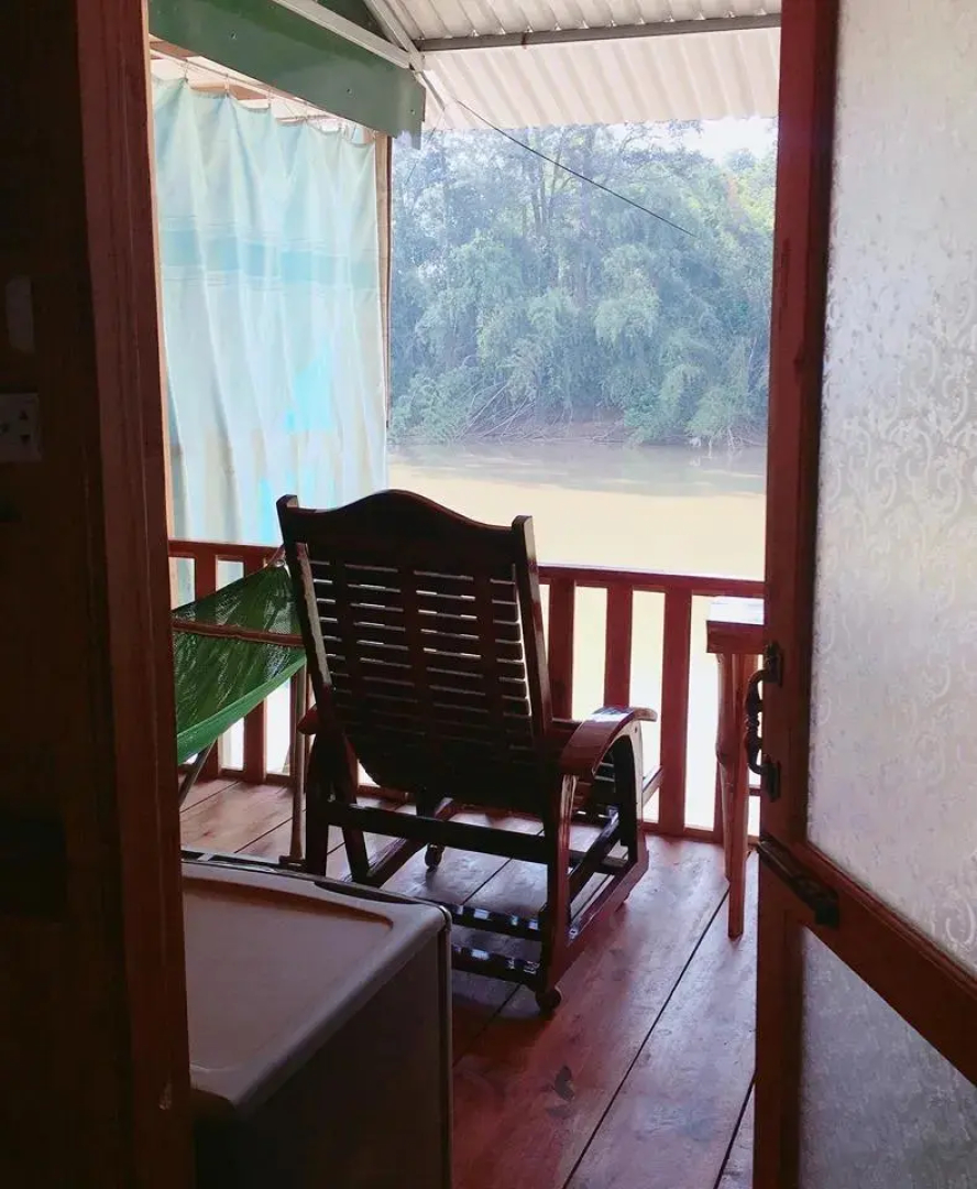 Bird Song Lodge