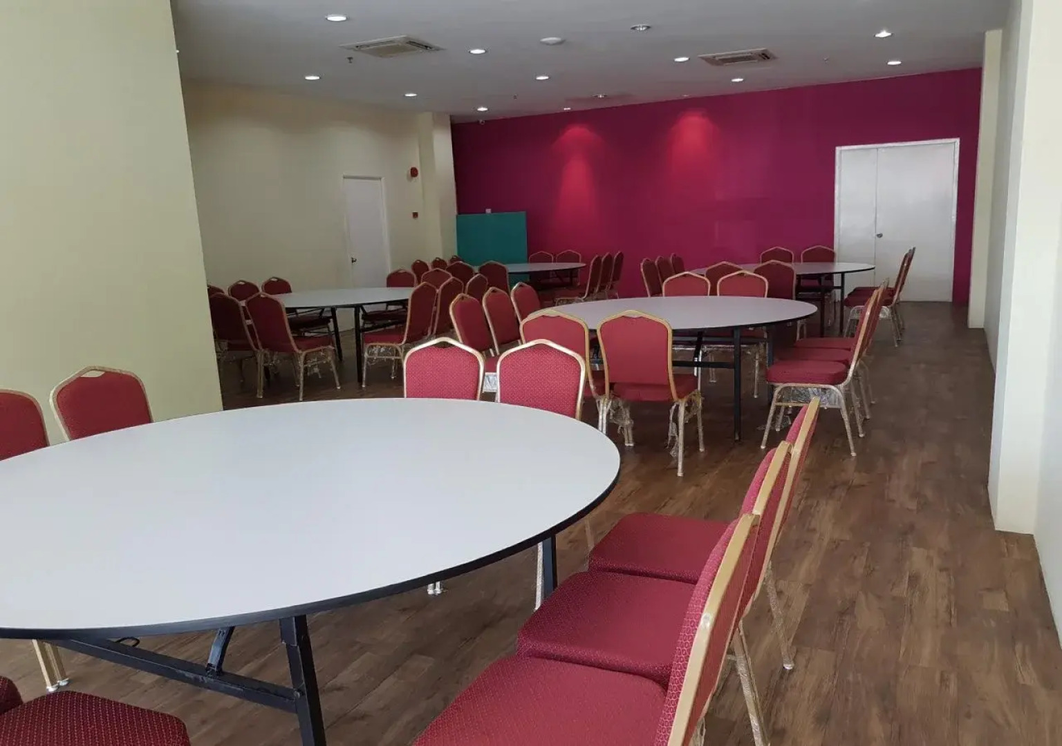 Sun Inns Hotel @ KOI