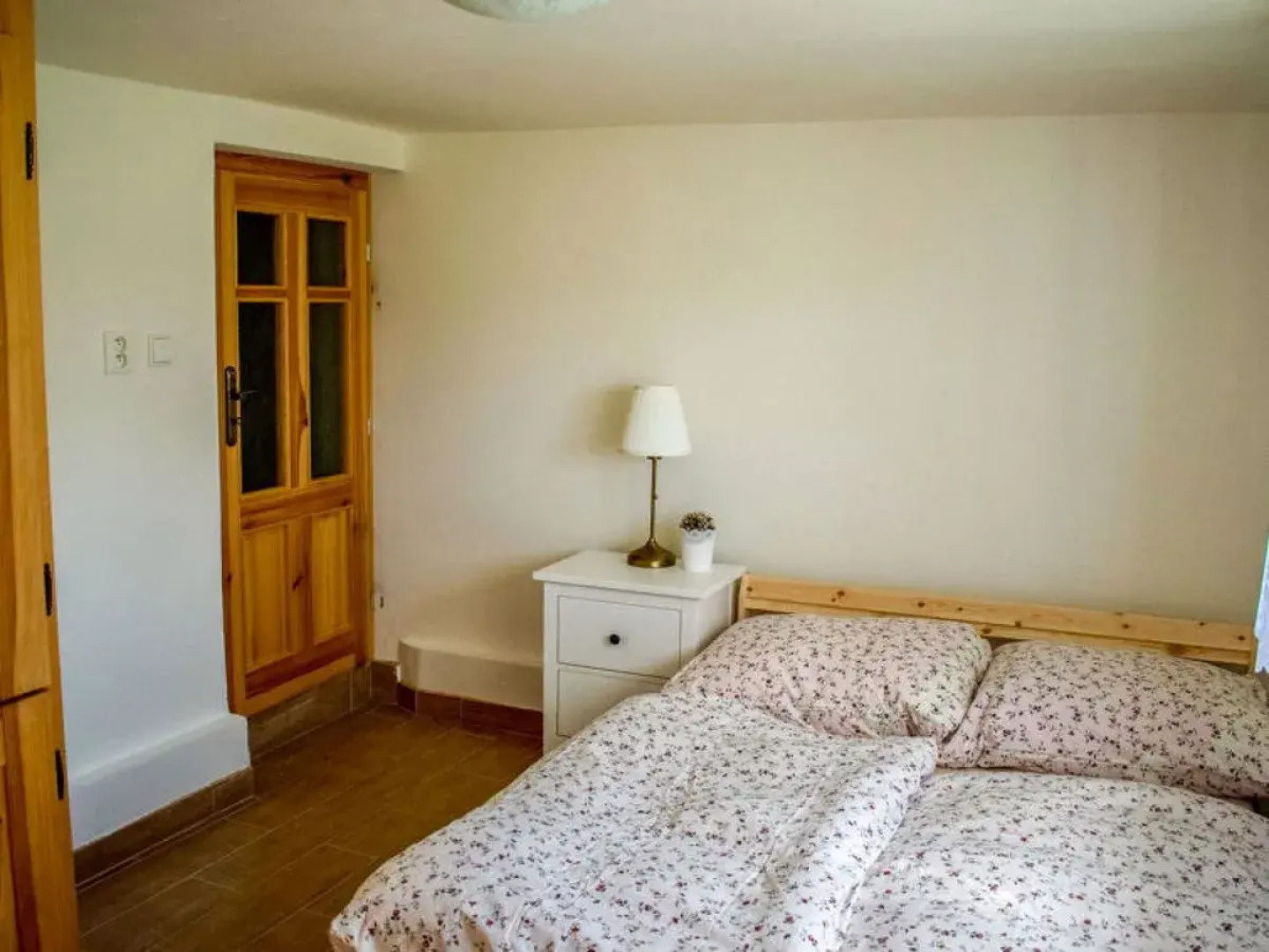 House Kámen Arnoltice