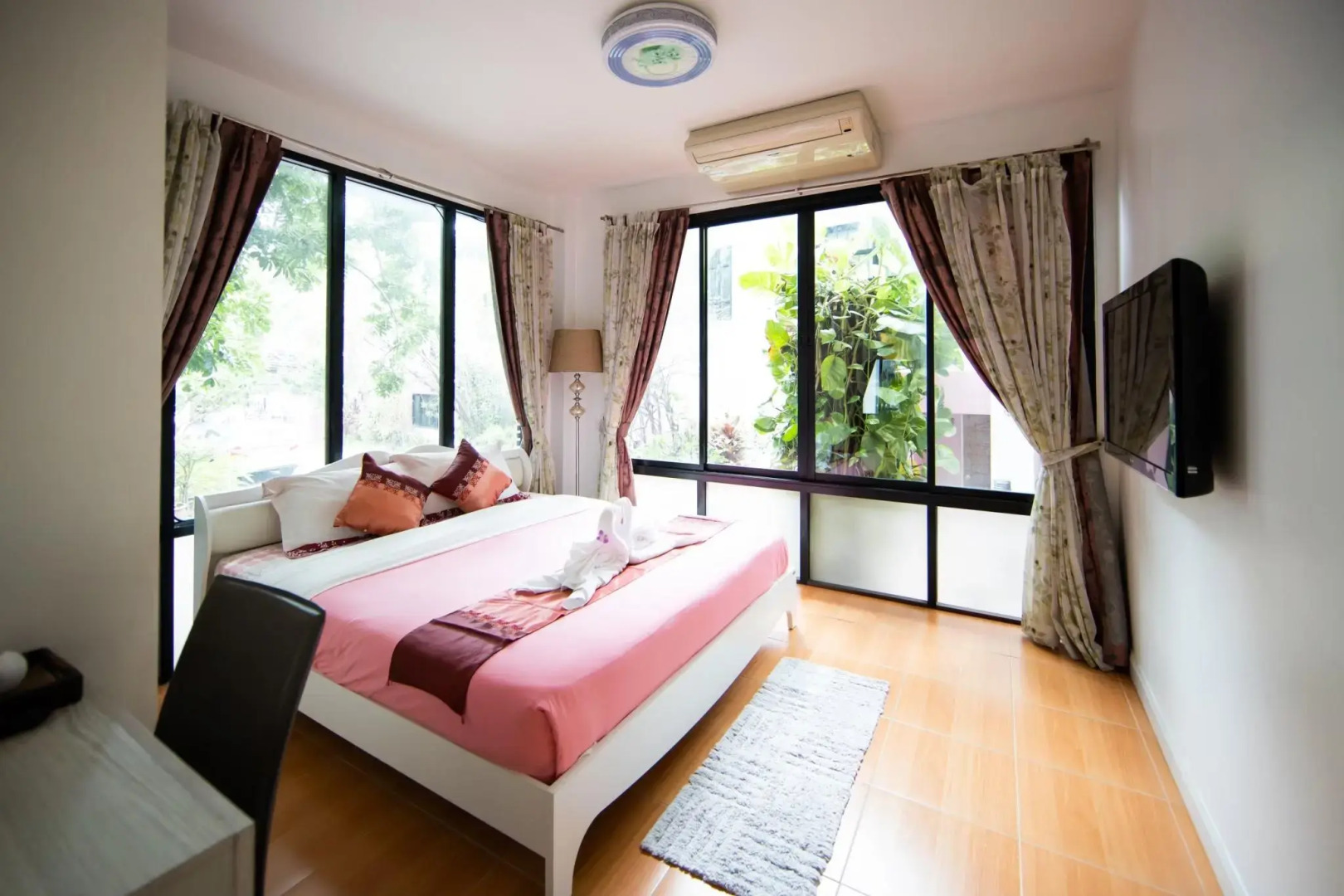 Chayada Garden House and Resort Hotel