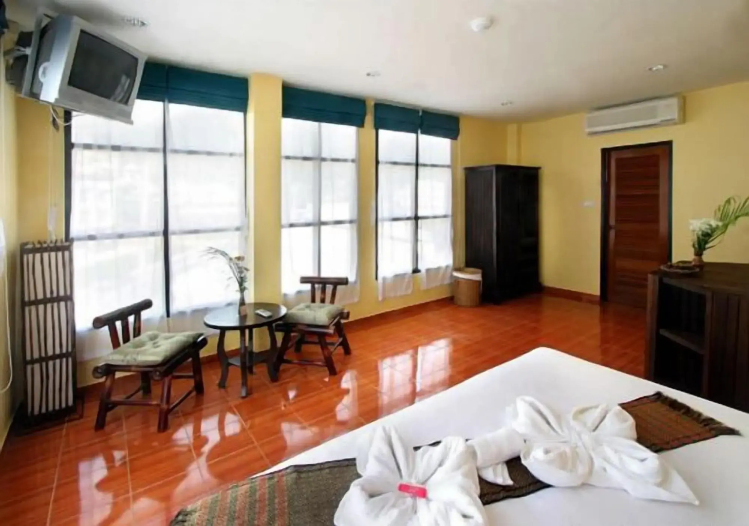 Baan Suay Hotel Resort