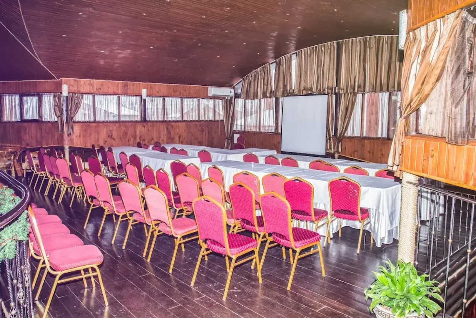 Vyshegrad Castle Hotel