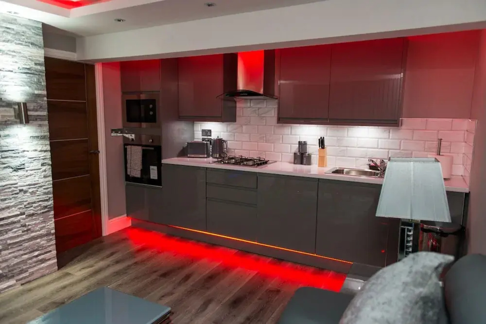 Aphrodite Suites Huddersfield