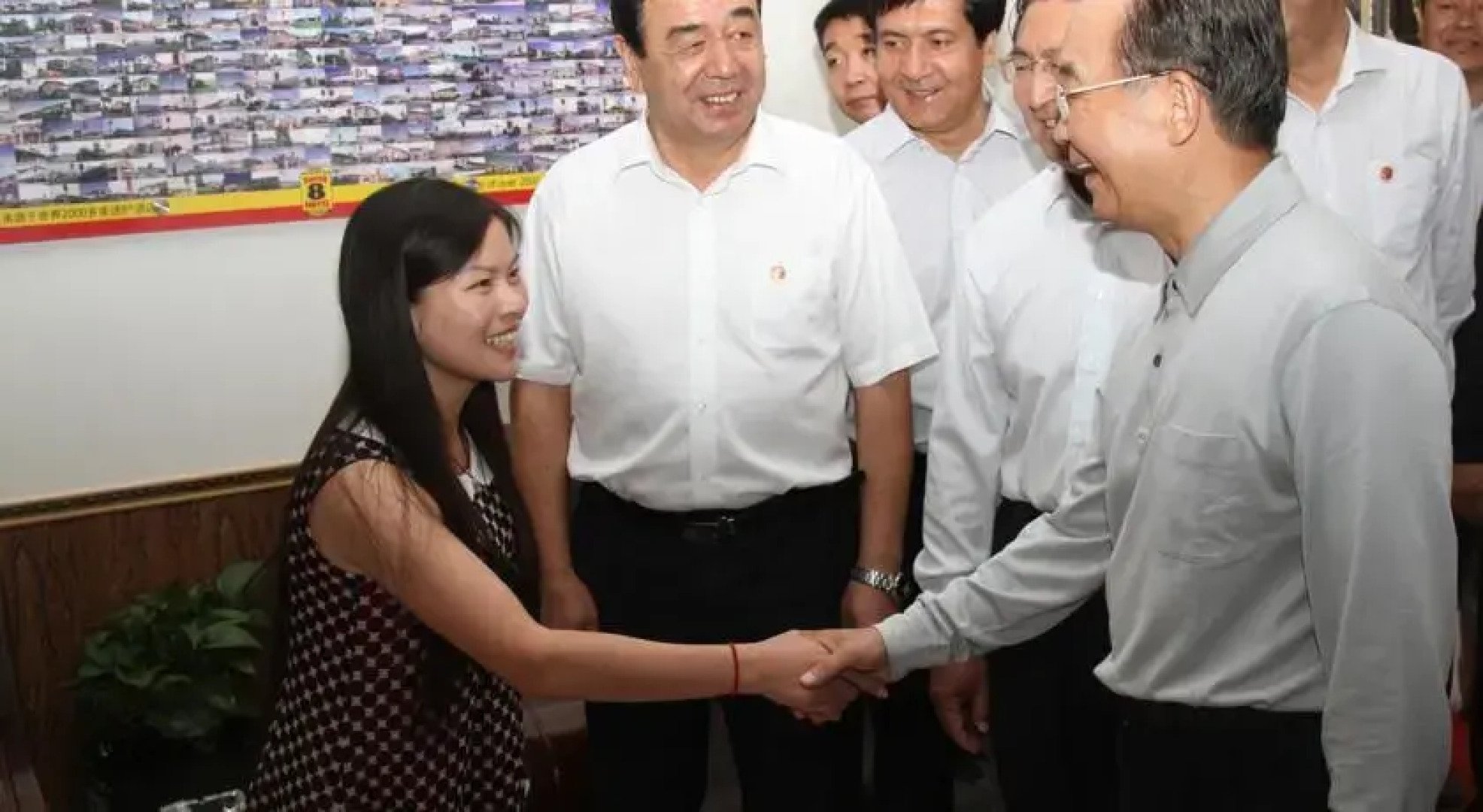 Super 8 - Kashi Old Town