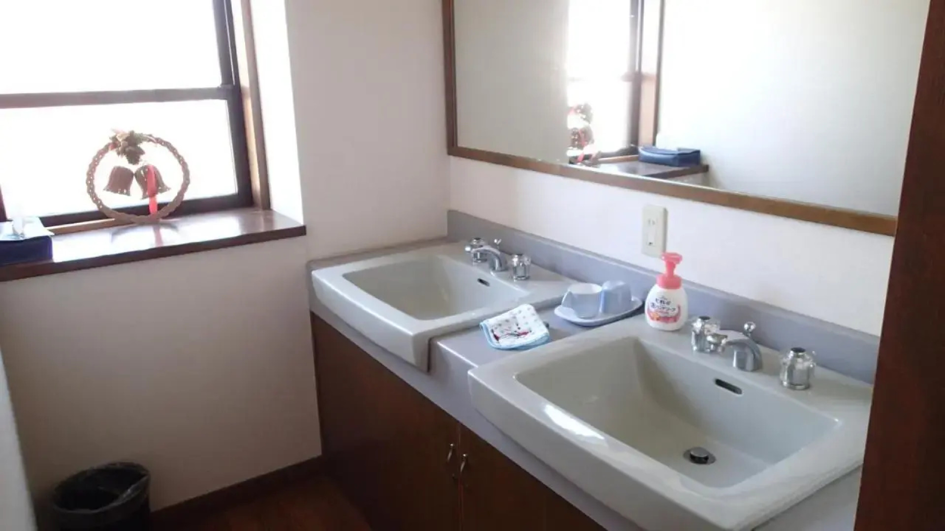 Funky Monkey Lodge, Myoko ファンキーモンキーロッジ 妙高