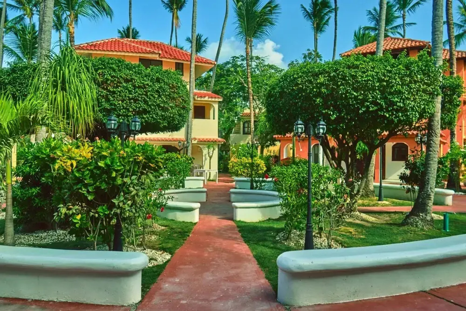 Los Corales Village - Las Terrazas Condo