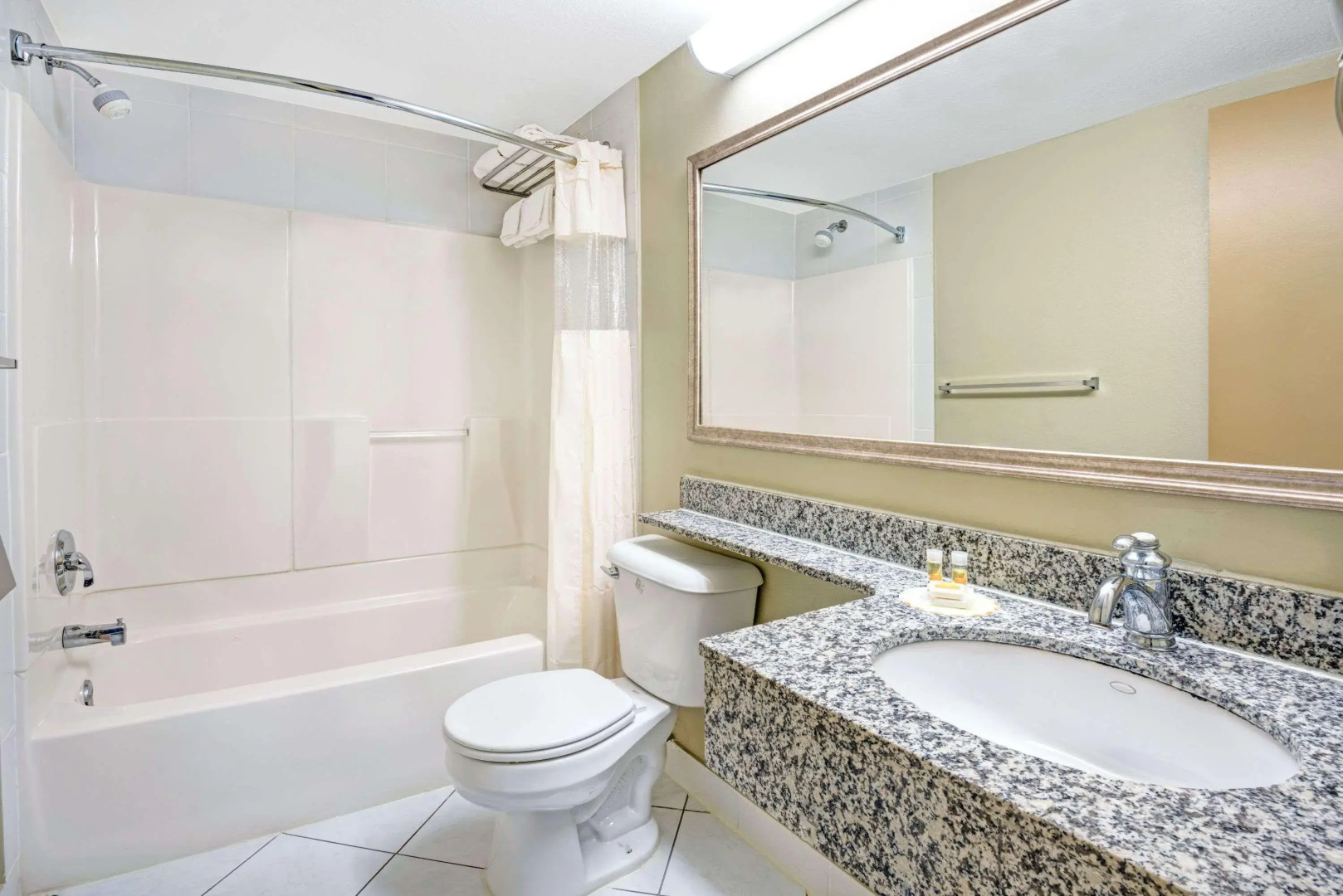 Days Inn and Conference Center Branford