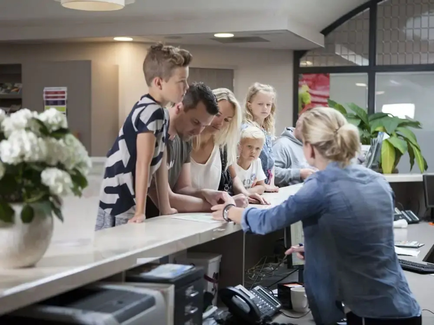 Well Furnished Tent Lodge with Terrace near Veluwe