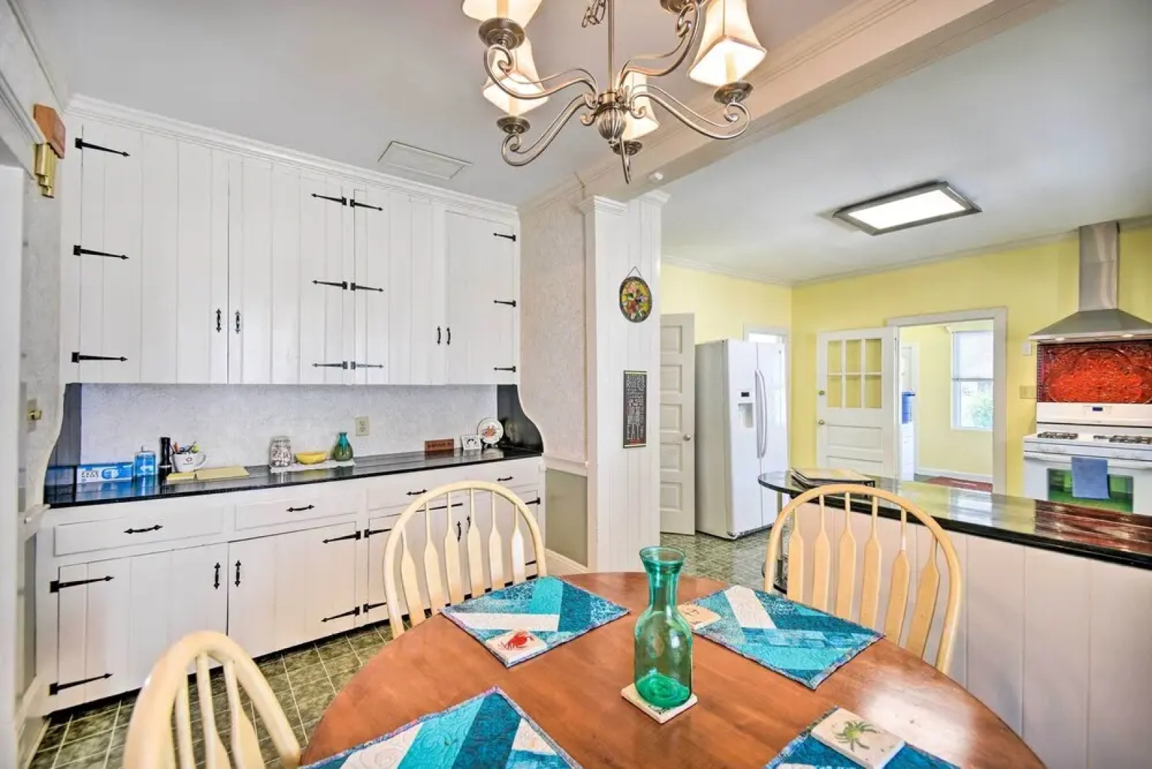 Edenton Vacation Rental w/ Patio: Walk Downtown