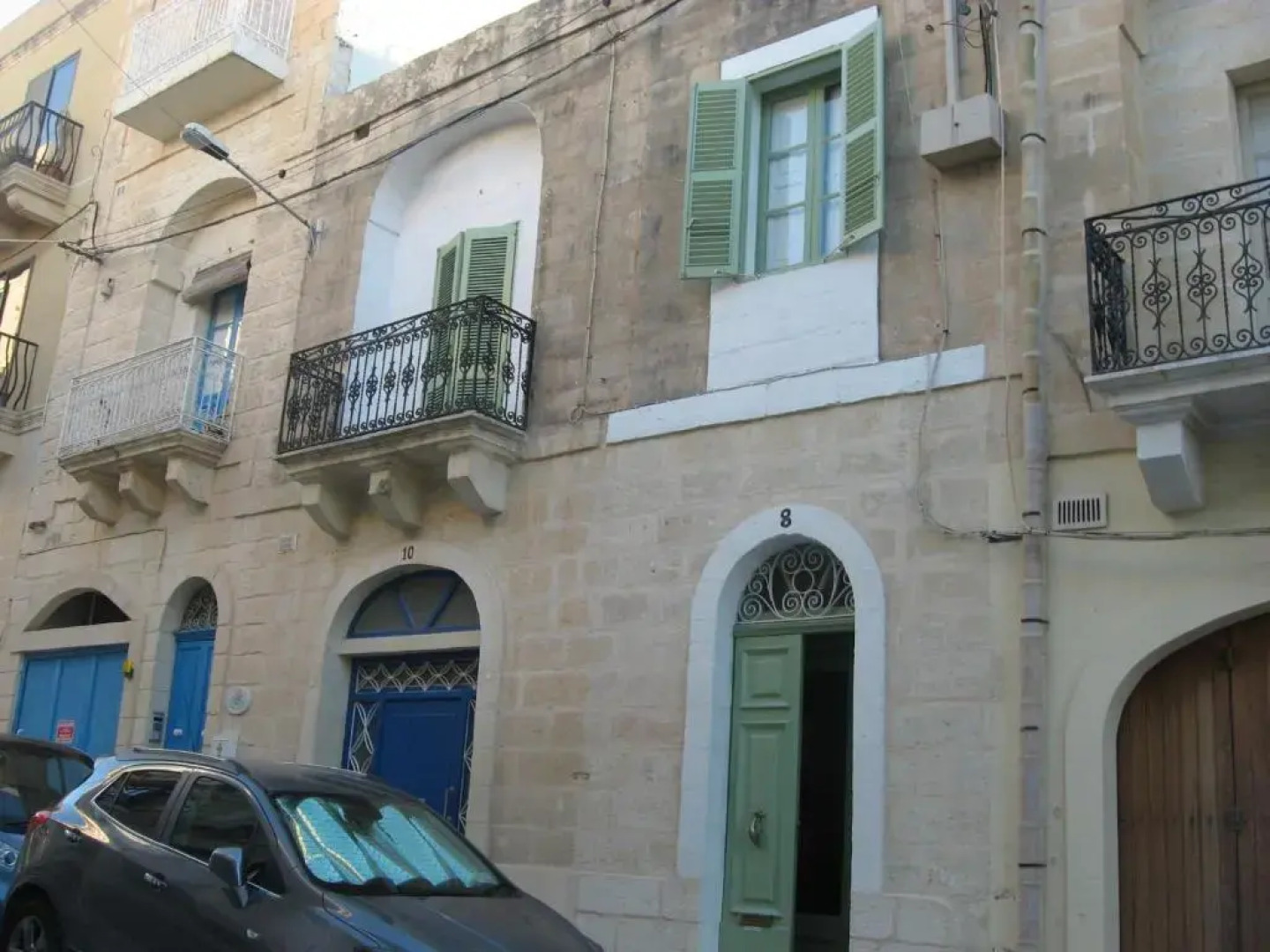The 1930's Maltese Residence