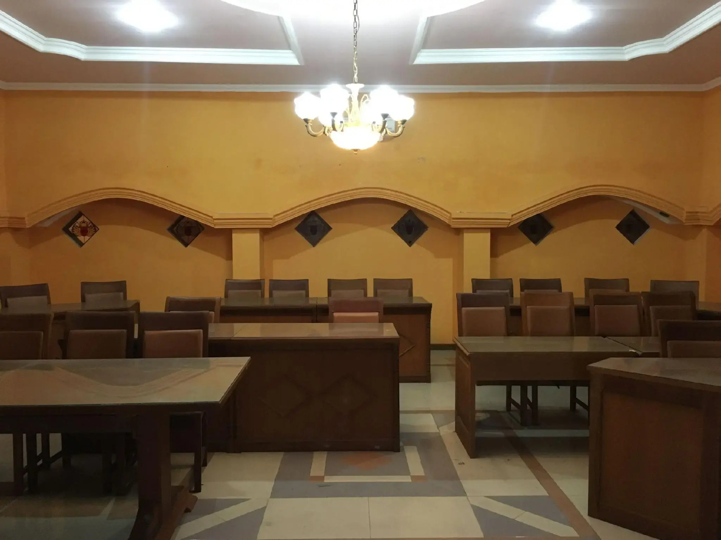 Hotel Alami near Alun-Alun Klaten