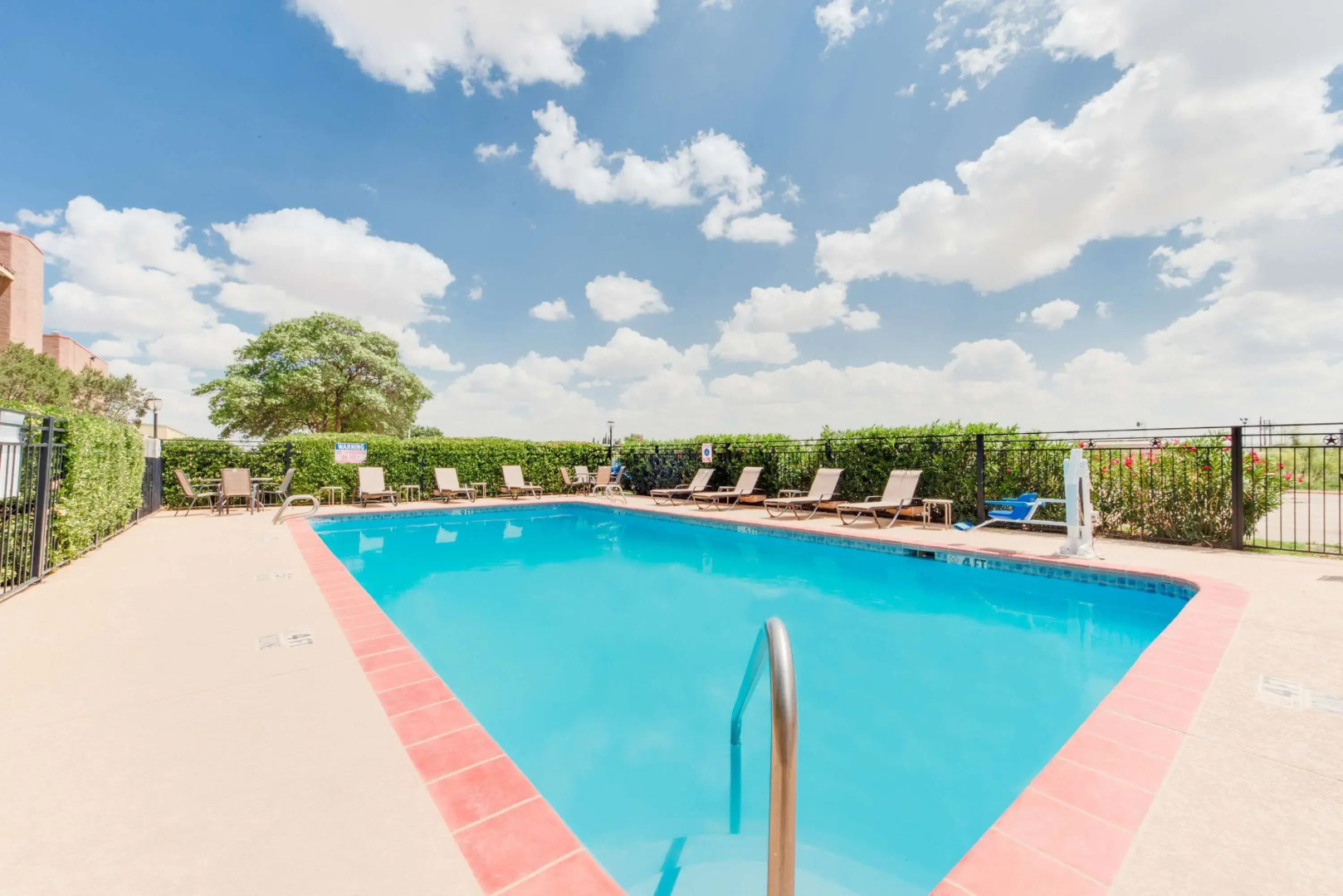 Baymont by Wyndham Midland Airport
