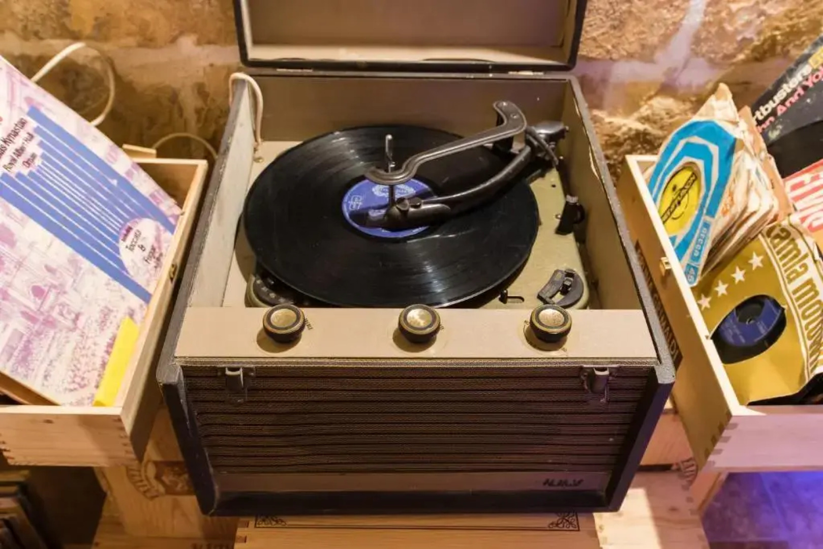 1 Bedroom Heritage Apartment