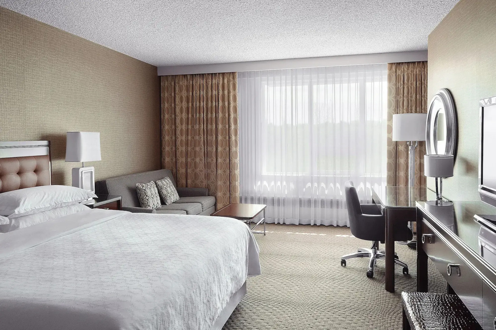 Sheraton Cavalier Saskatoon Hotel