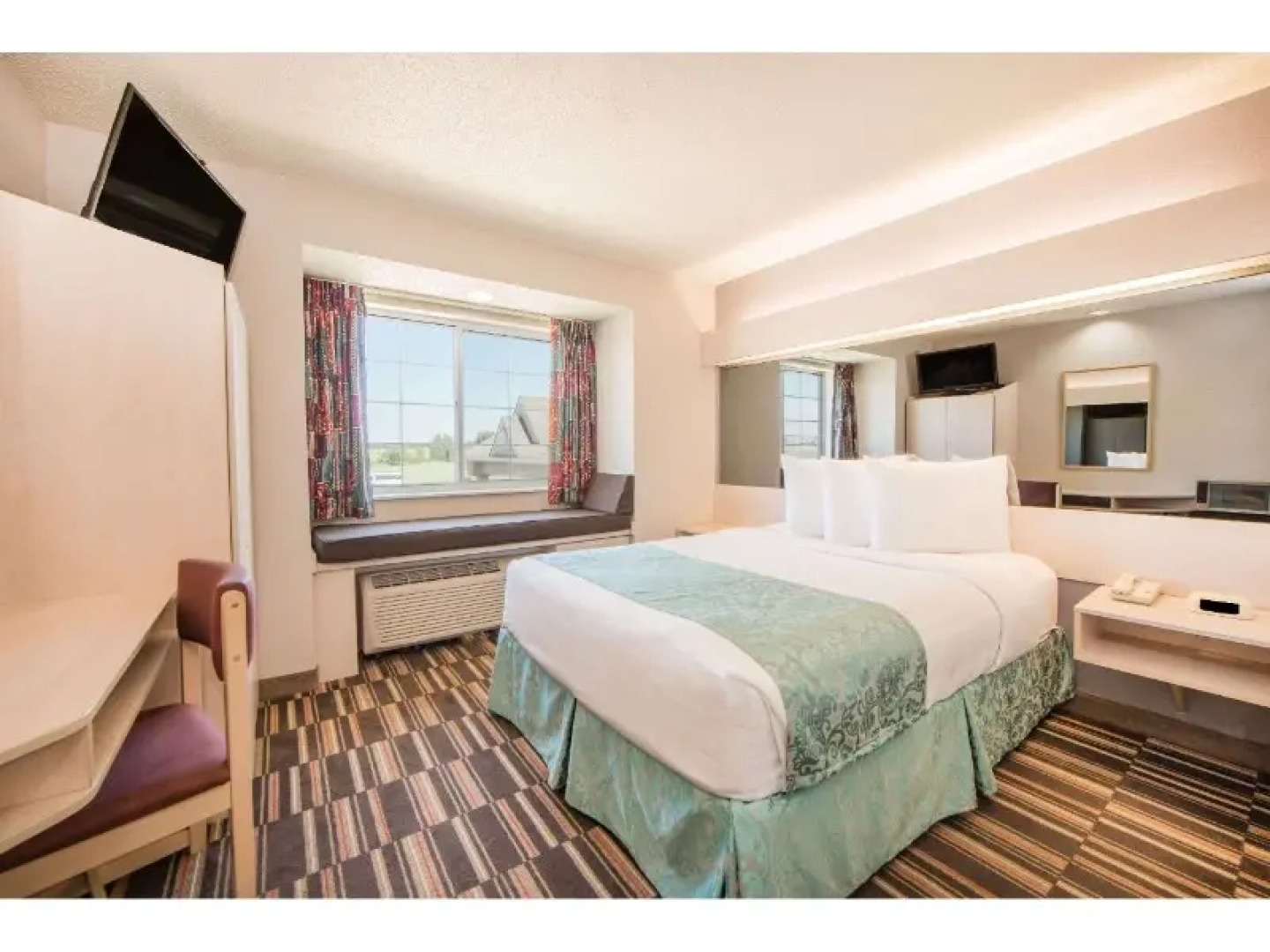 Microtel Inn & Suites Claremore