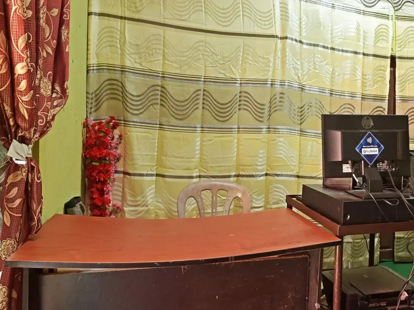 OYO 90664 Rabi Hotel