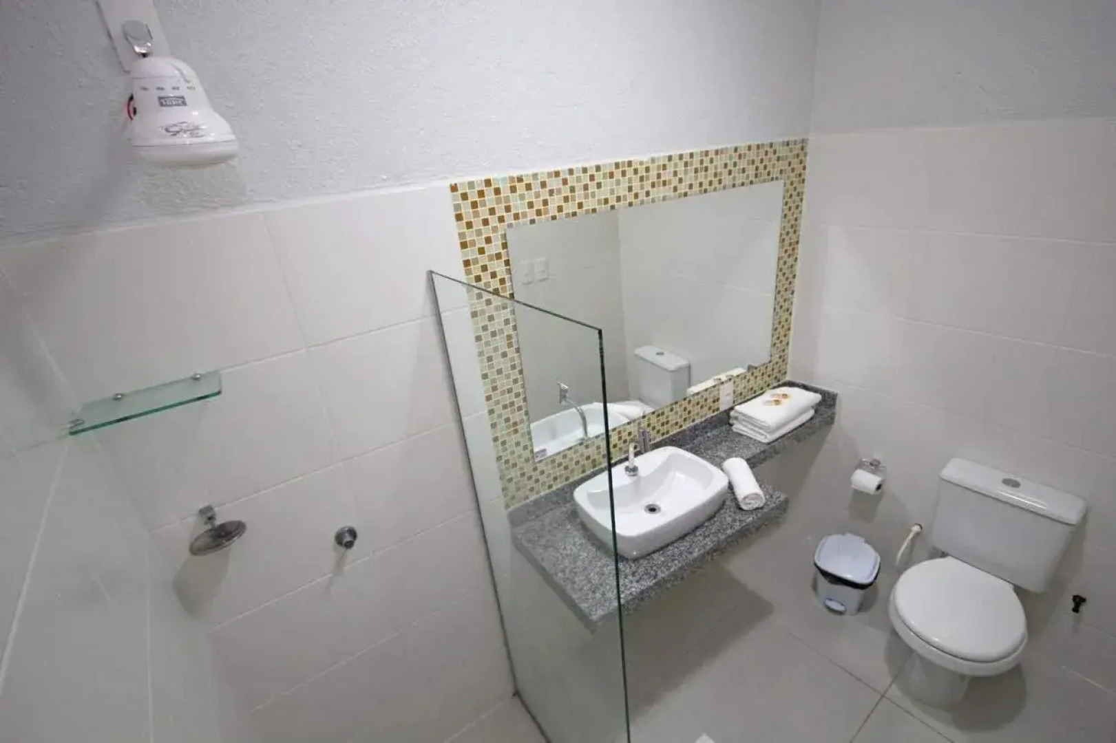 Hotel Encantos De Penedo