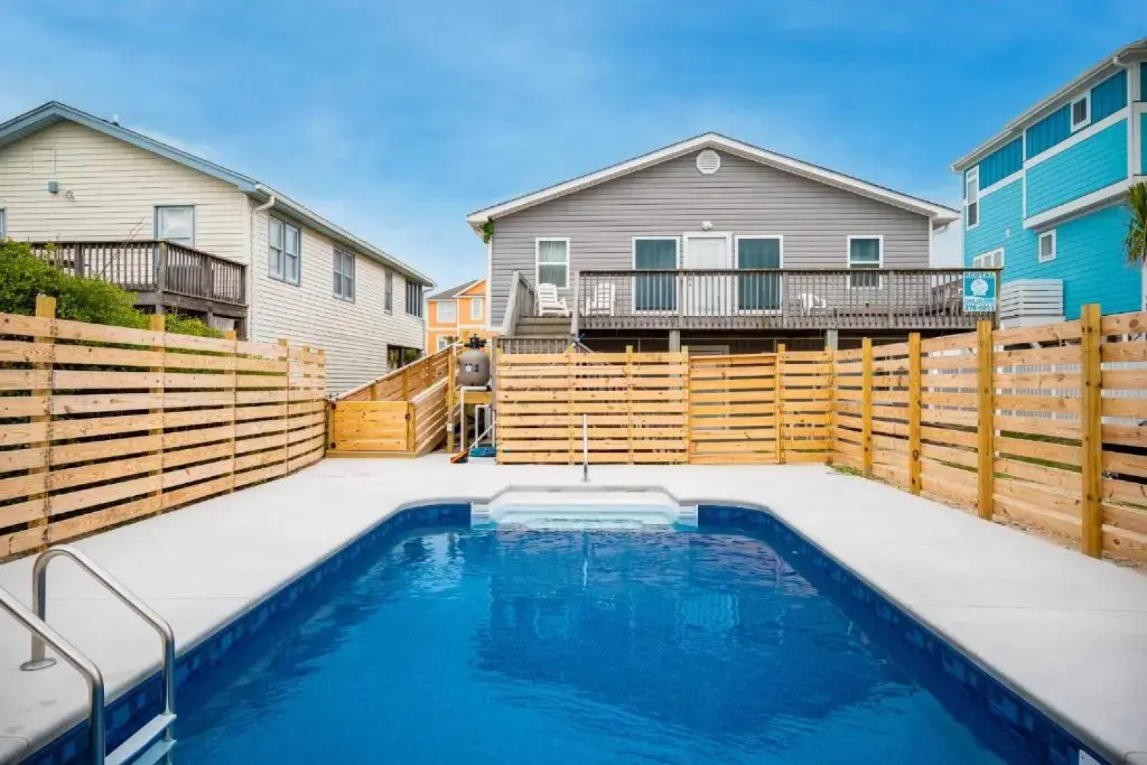 Friendship Lodge by Oak Island Accommodations