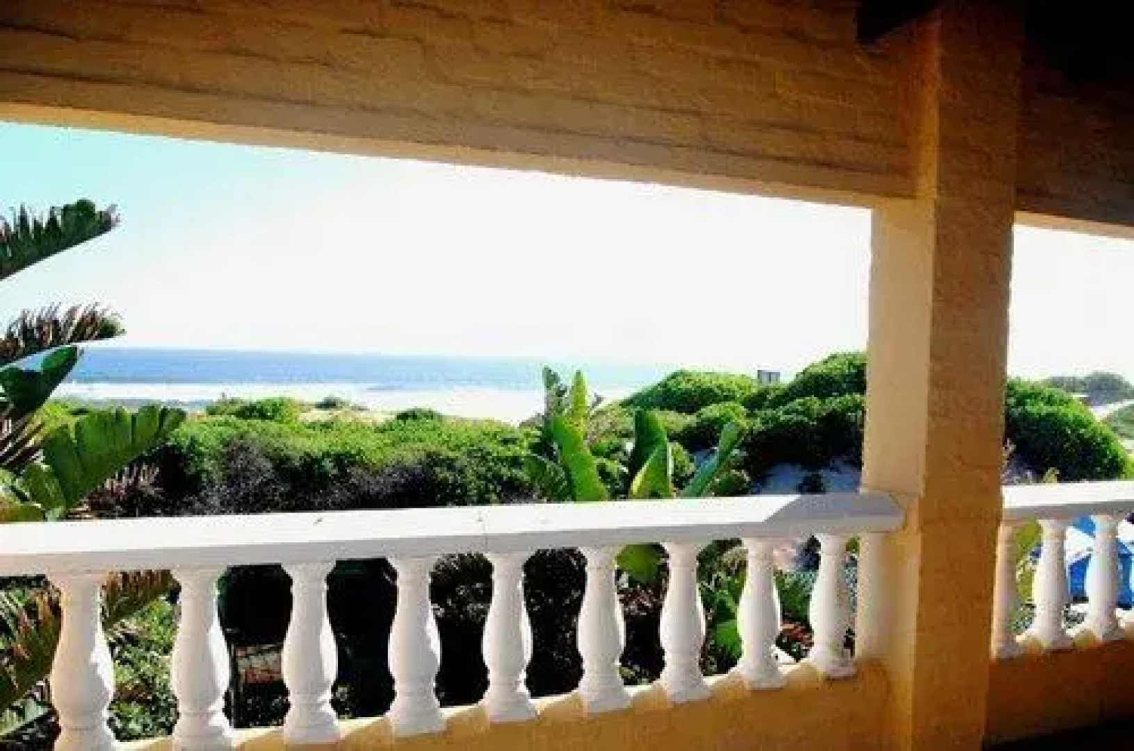 Afrovibe Adventure Lodge