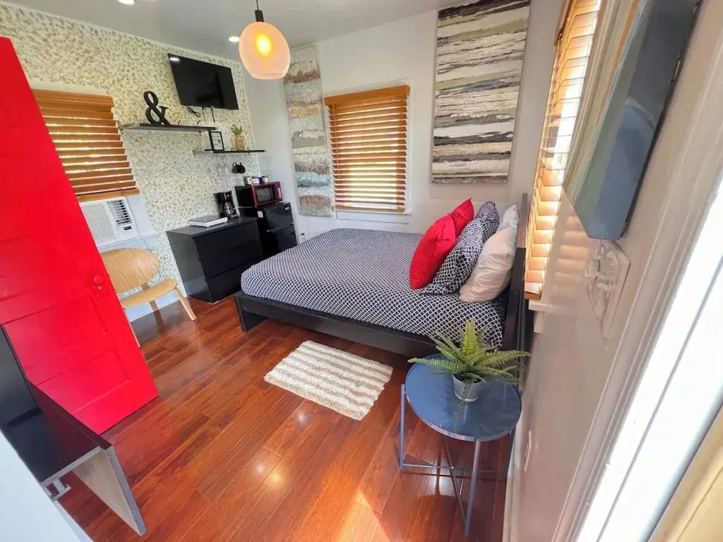 Cape Charles Tiny Livin