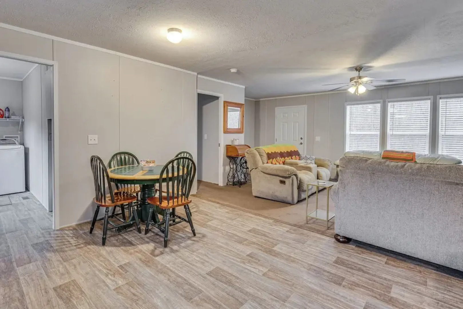 Pet-friendly Home ~ 10 Mi to Hocking Hills!