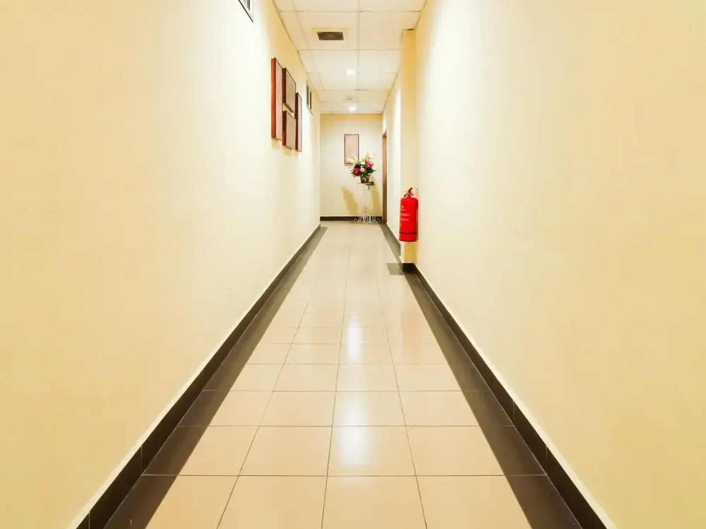 OYO 11343 Hotel Putra Iskandar