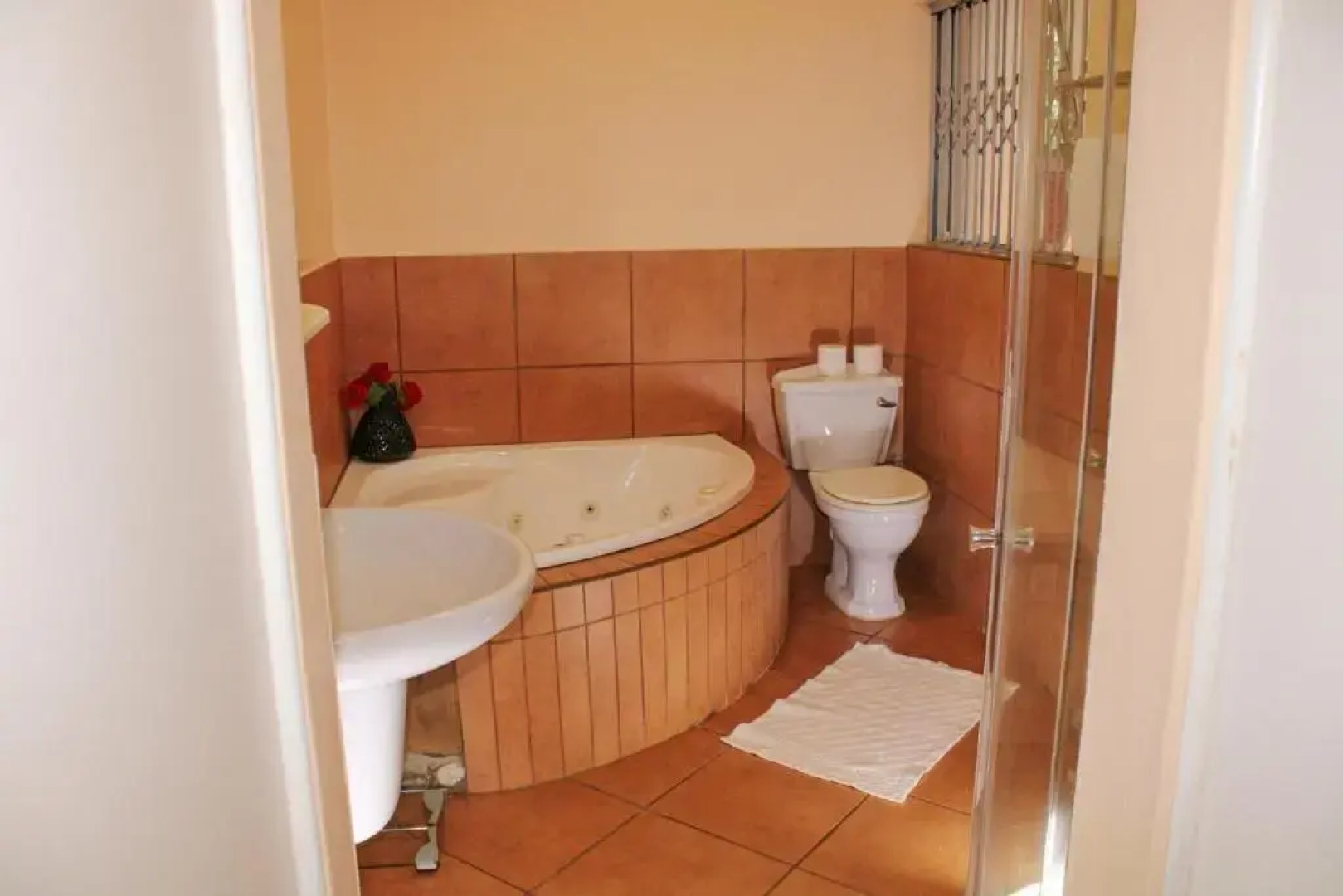 Seaview Executive Guest House