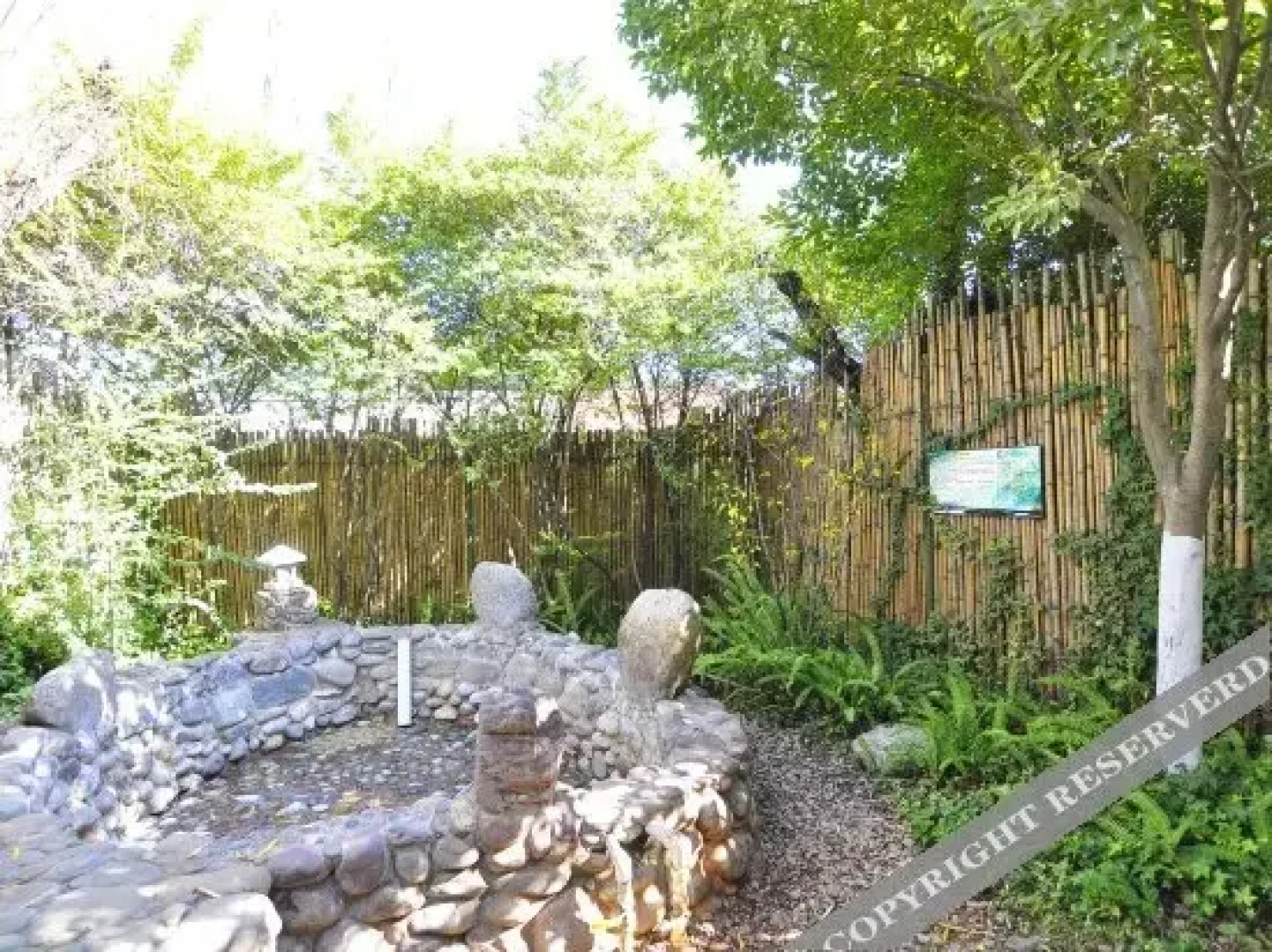 Yingyuetan Hotspring Hotel