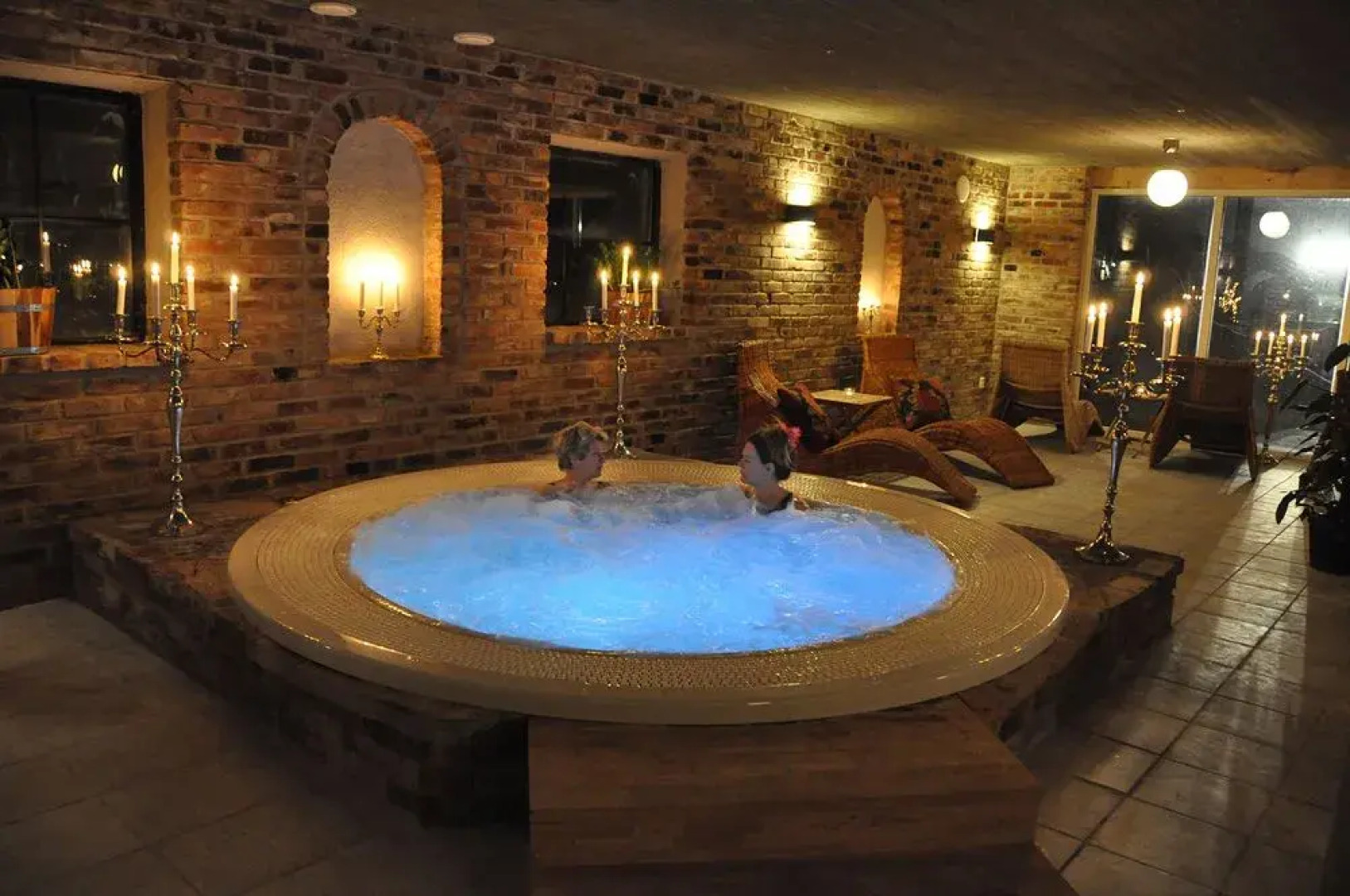 Lanthotell Lögnäs Gård