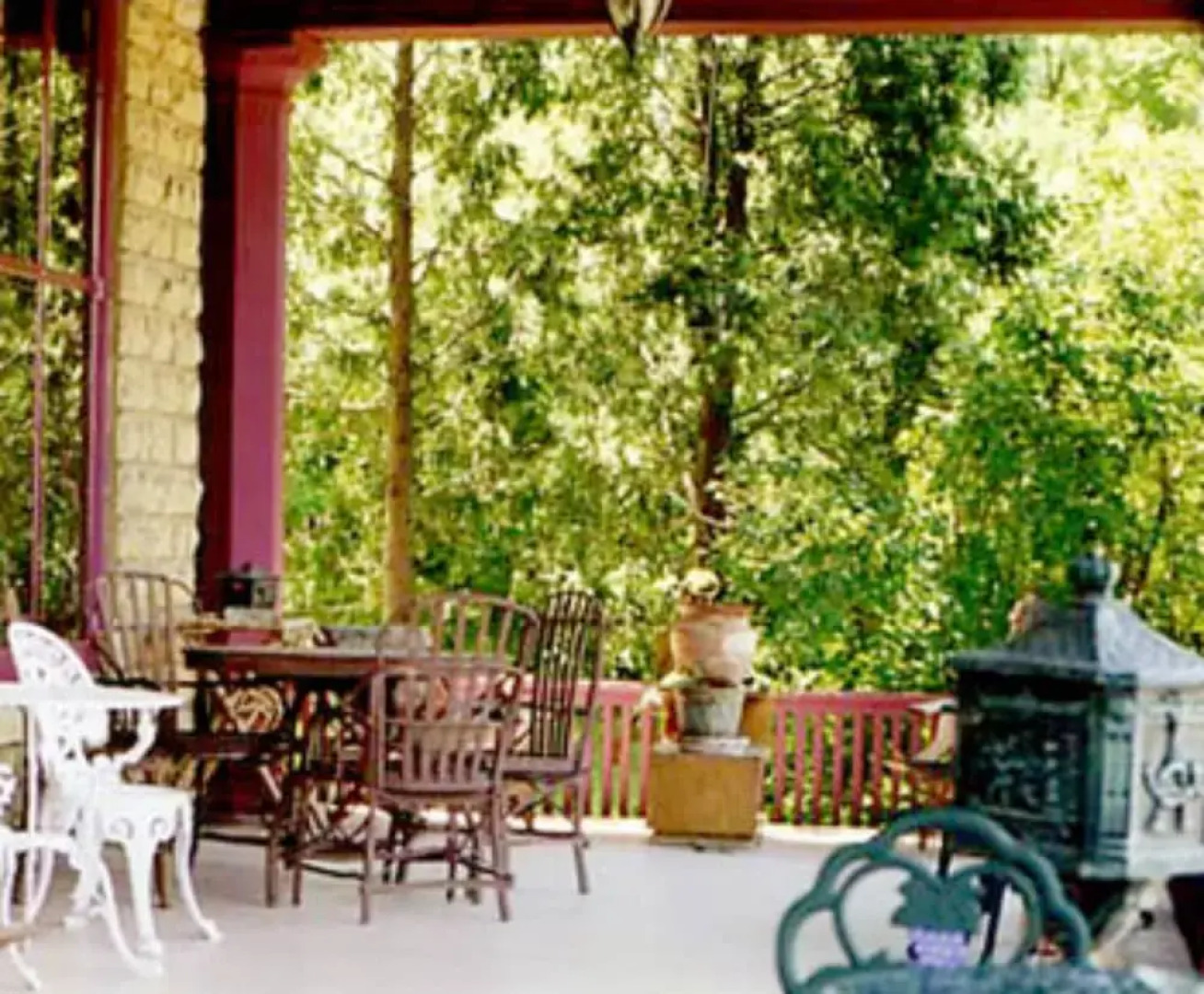 Moondance Inn Bed & Breakfast