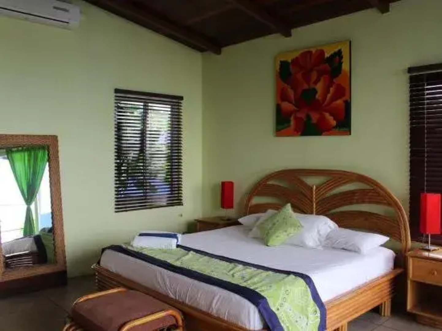 Kayu Hotel