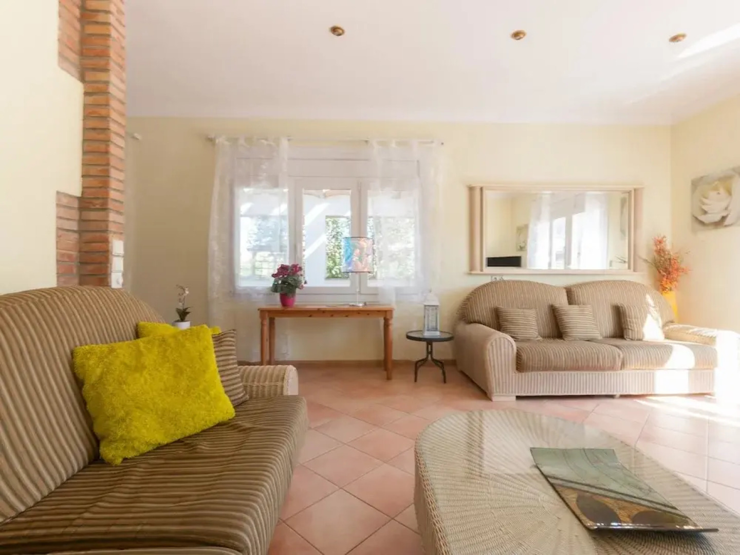 Ravishing Holiday Home near Beach in St. Pere Pescador