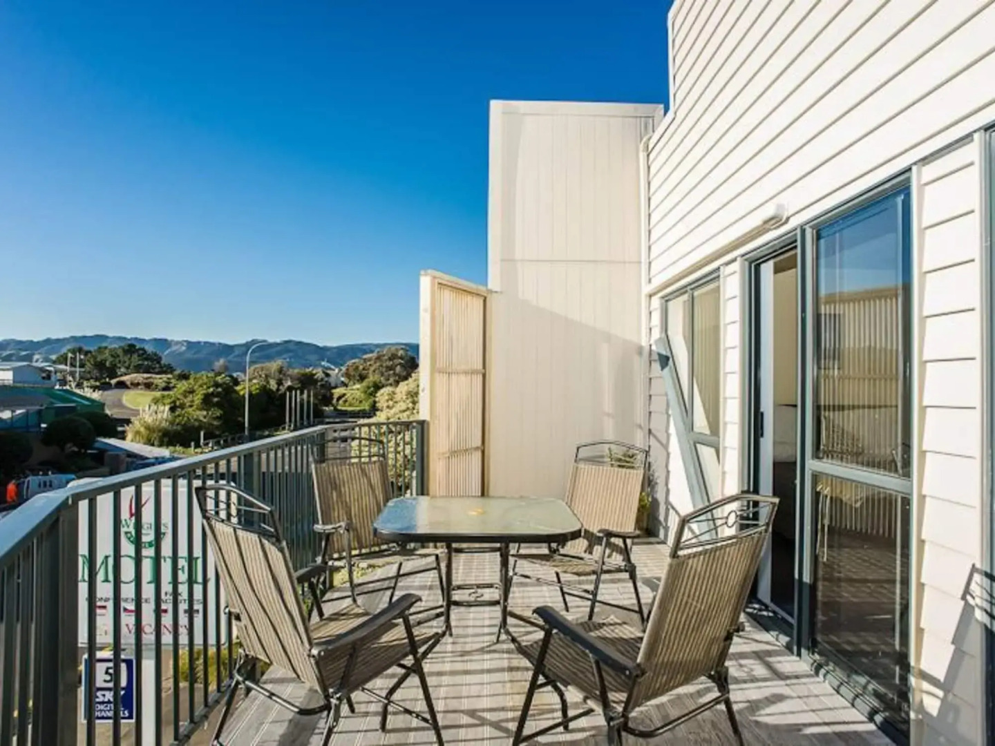 Wrights By The Sea Motel