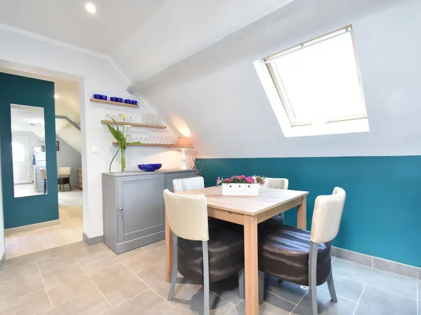 Stunning Holiday Home in Quinévilla Near Beach