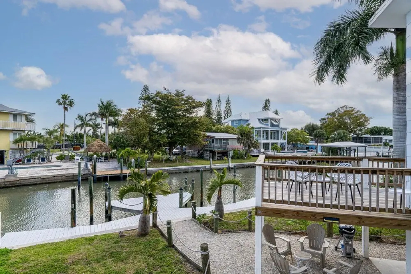 621 Estero - Charming Cozy Cottage by Coastal Vacation Properties